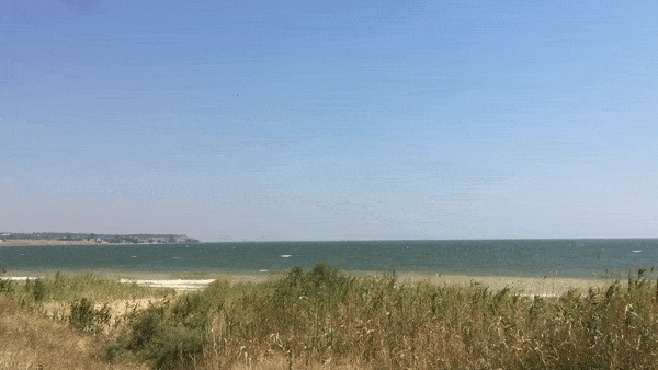 Настоящий морской бриз со скоростью ветра 6-7 м/с. Такой поток воздуха вентилятор Peter создает на третьей скорости Настоящий морской бриз со скоростью ветра 6-7 м/с. Такой поток воздуха вентилятор Peter создает на третьей скорости